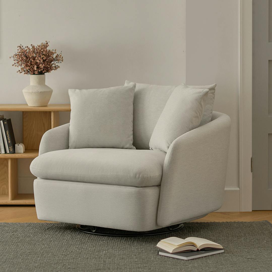 Leigh 47" Grand Swivel Lounge Chair - Silver Ivory