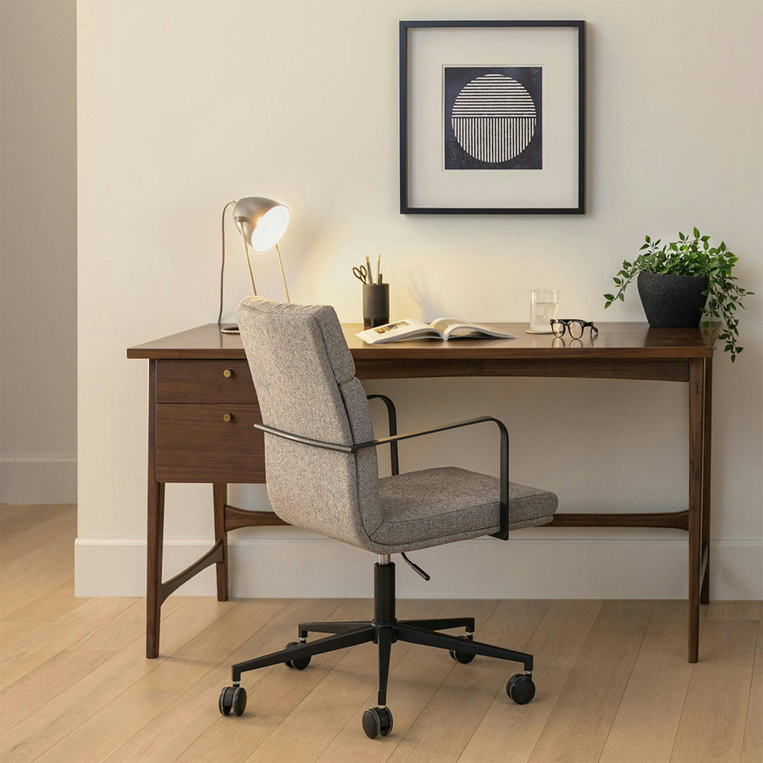 Krossa 58.5" Desk - Walnut