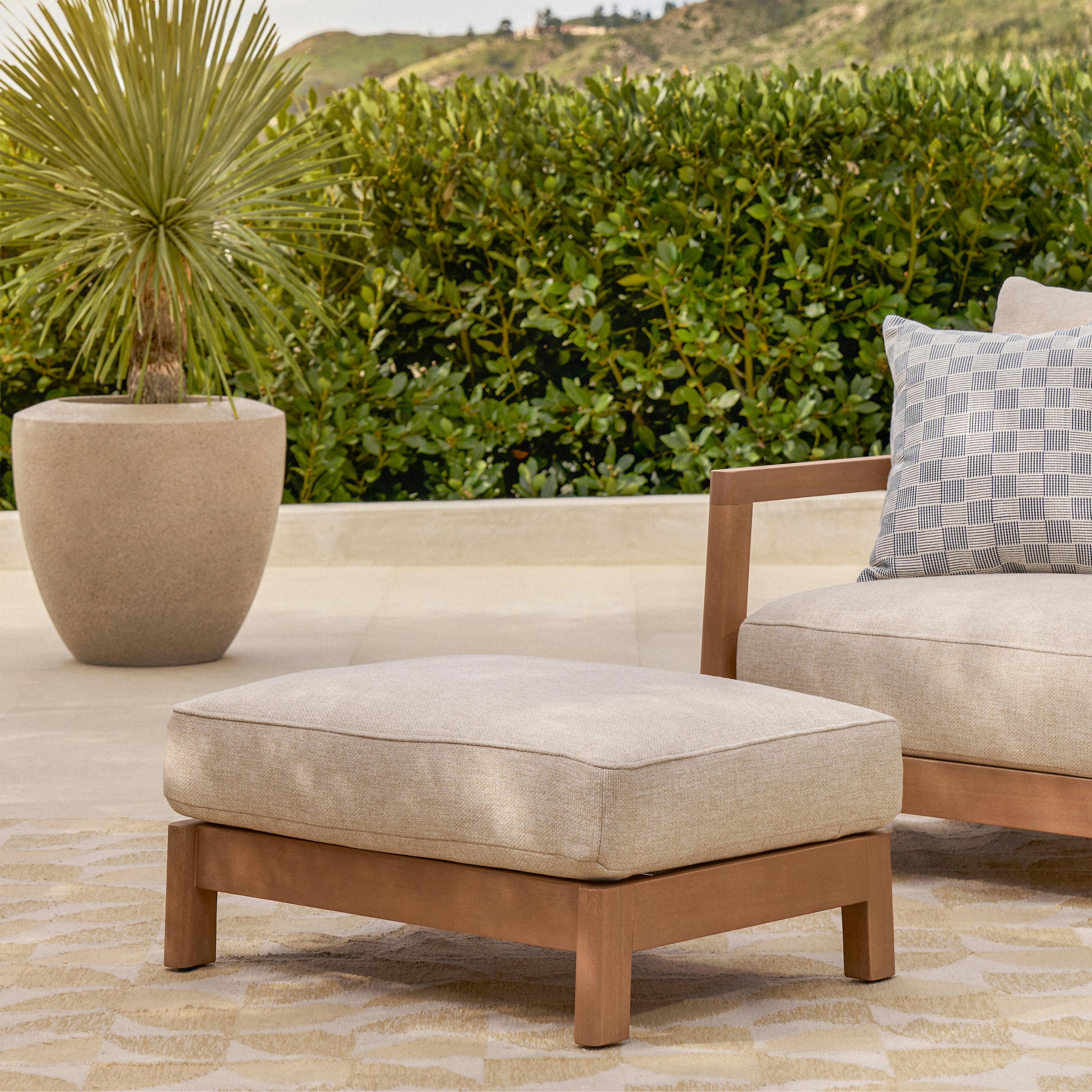 Elise 31" Outdoor Ottoman - Basket Beige