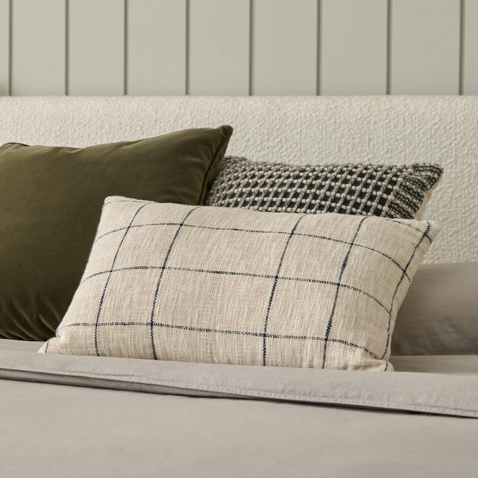 Rudbeck Pillow - Ivory Plaid photo 1