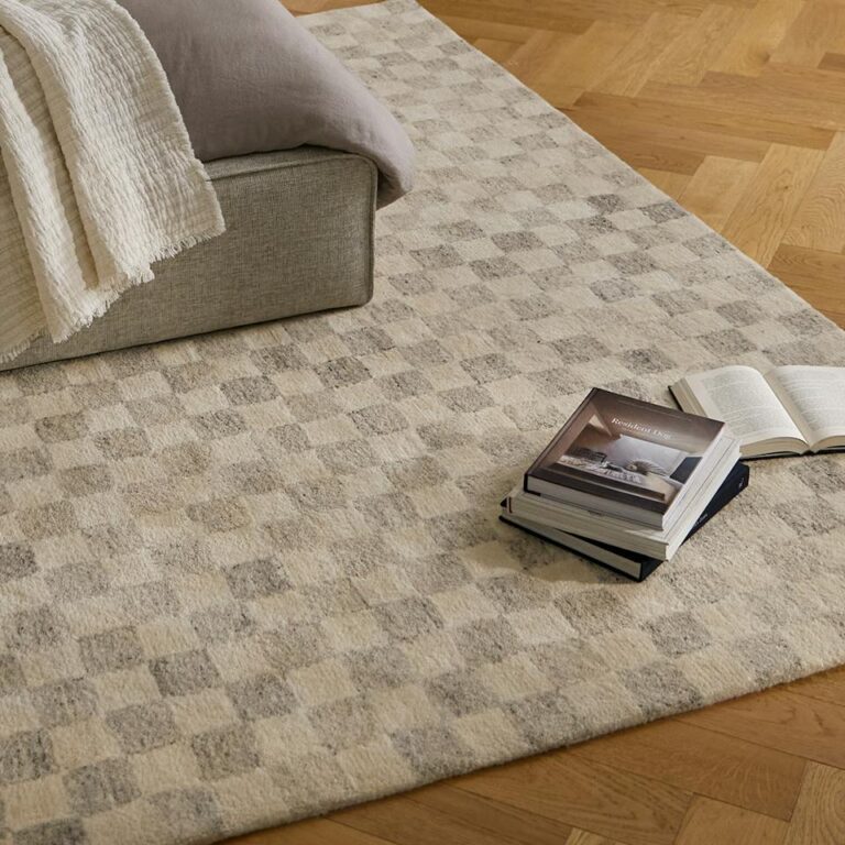 Murray 9 x 12 Wool Rug - Checkered Gray