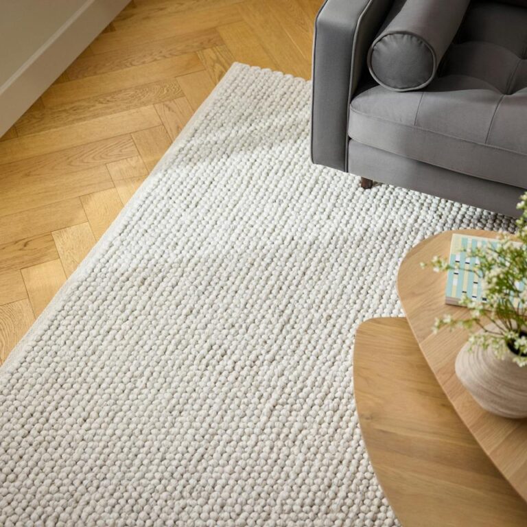 Hira 8 x 10 Rug - Natural Ivory