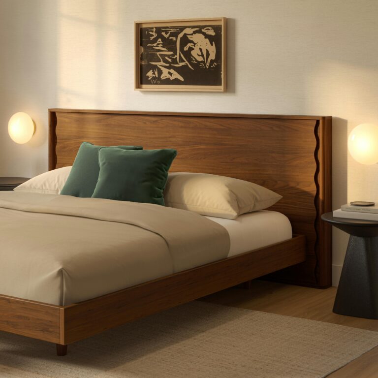 Boe King Headboard - Walnut